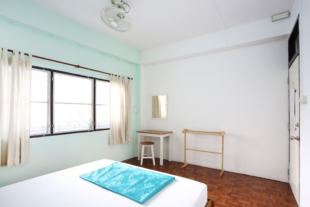 The I Talay Room And Souvenir Krabi town Buitenkant foto