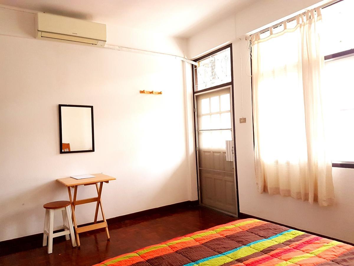 The I Talay Room And Souvenir Krabi town Buitenkant foto